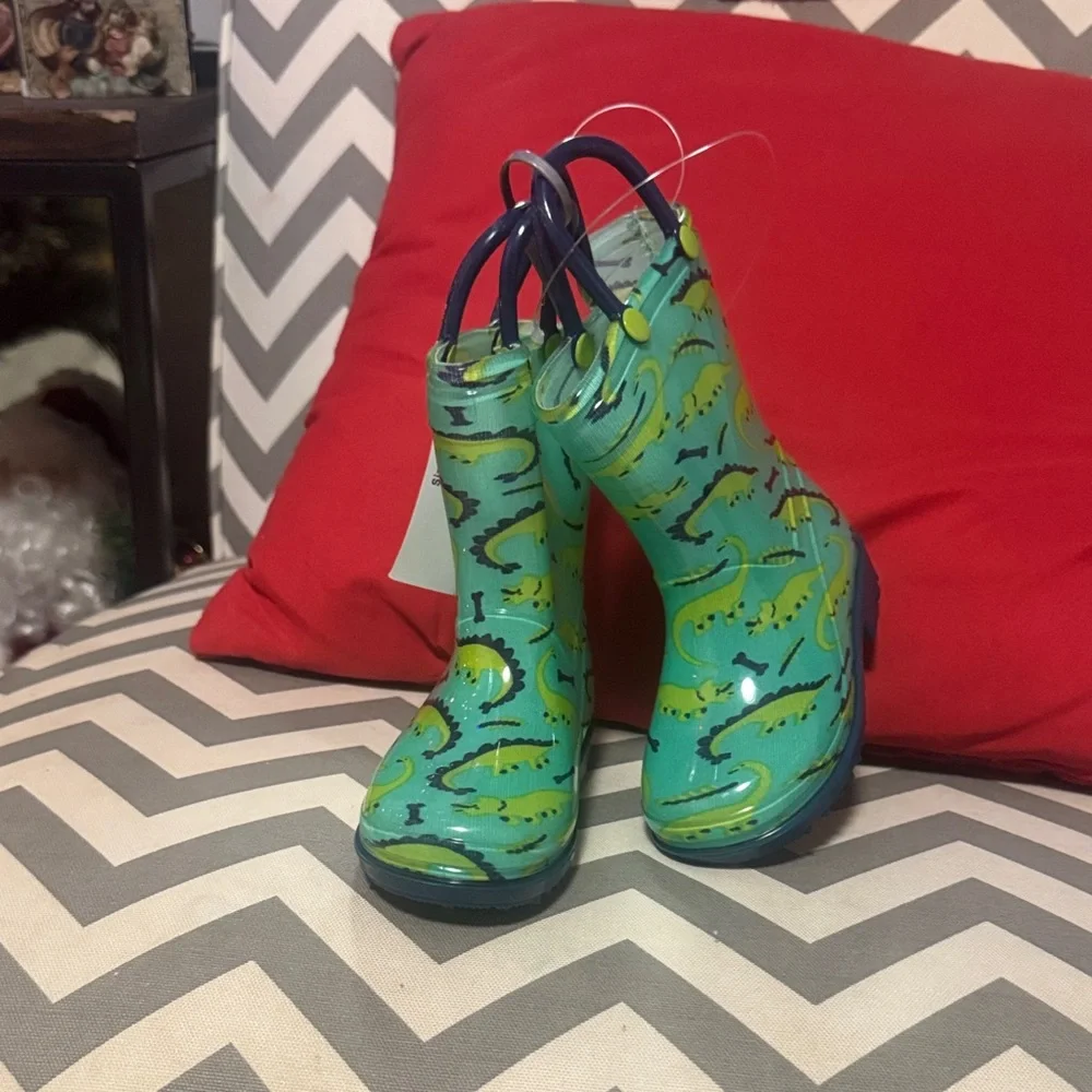 Kids' Vibrant Patterned Rain Boots - Blue and Green